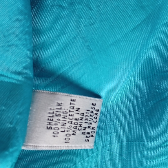 100% Pure Silk light blue suit size 6 - Picture 9 of 16